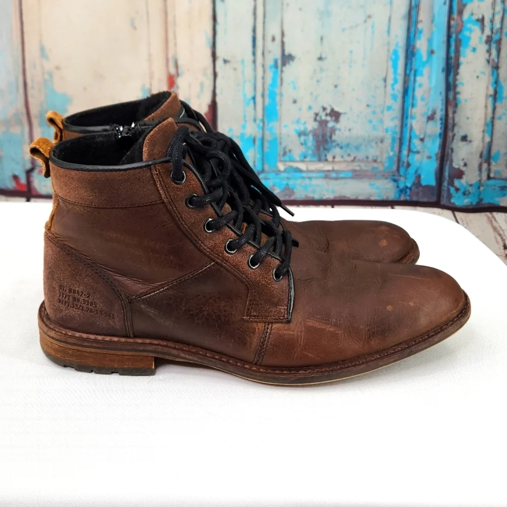 Bullboxer Redmond Chukka Boots